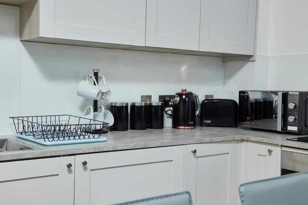Beautiful Central Apartment Лимингтон Экстерьер фото